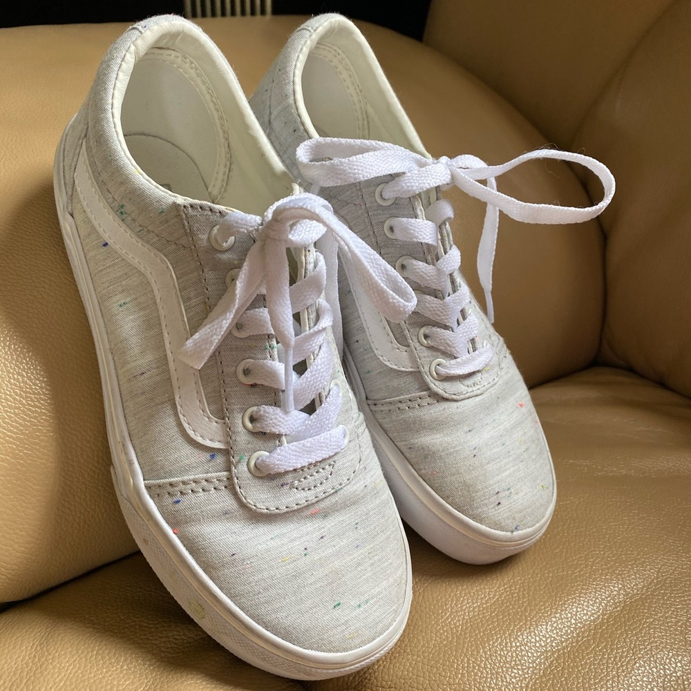Vans girl
